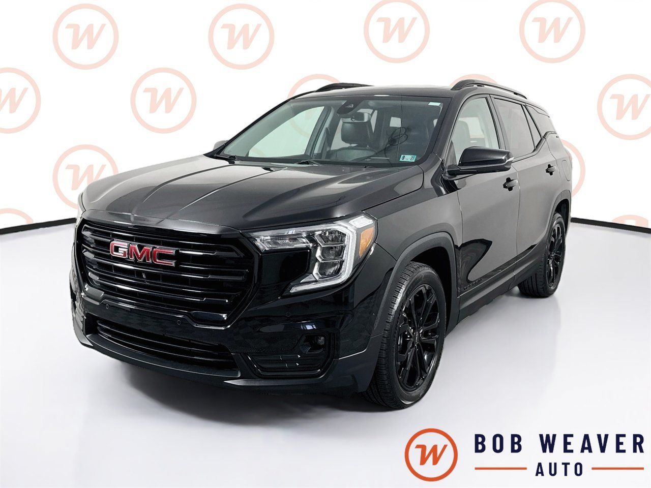 Used 2022 GMC Terrain SLT w/ Infotainment Package II AWD/4WD image 3