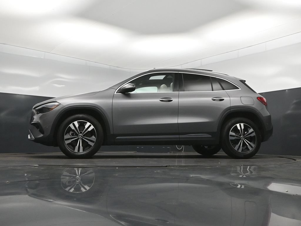 Used 2025 Mercedes-Benz GLA 250 image 40