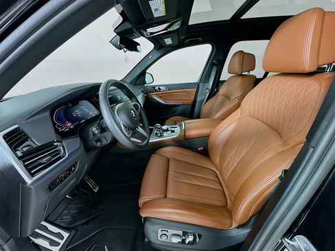Used 2022 BMW X5 xDrive40i w/ M Sport Package image 22