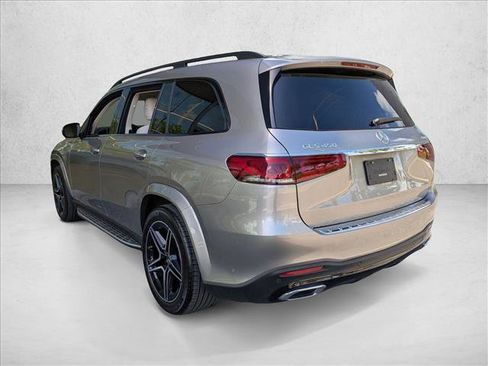 Used 2023 Mercedes-Benz GLS 450 4MATIC image 4