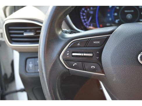 Used 2019 Hyundai Santa Fe SEL image 20
