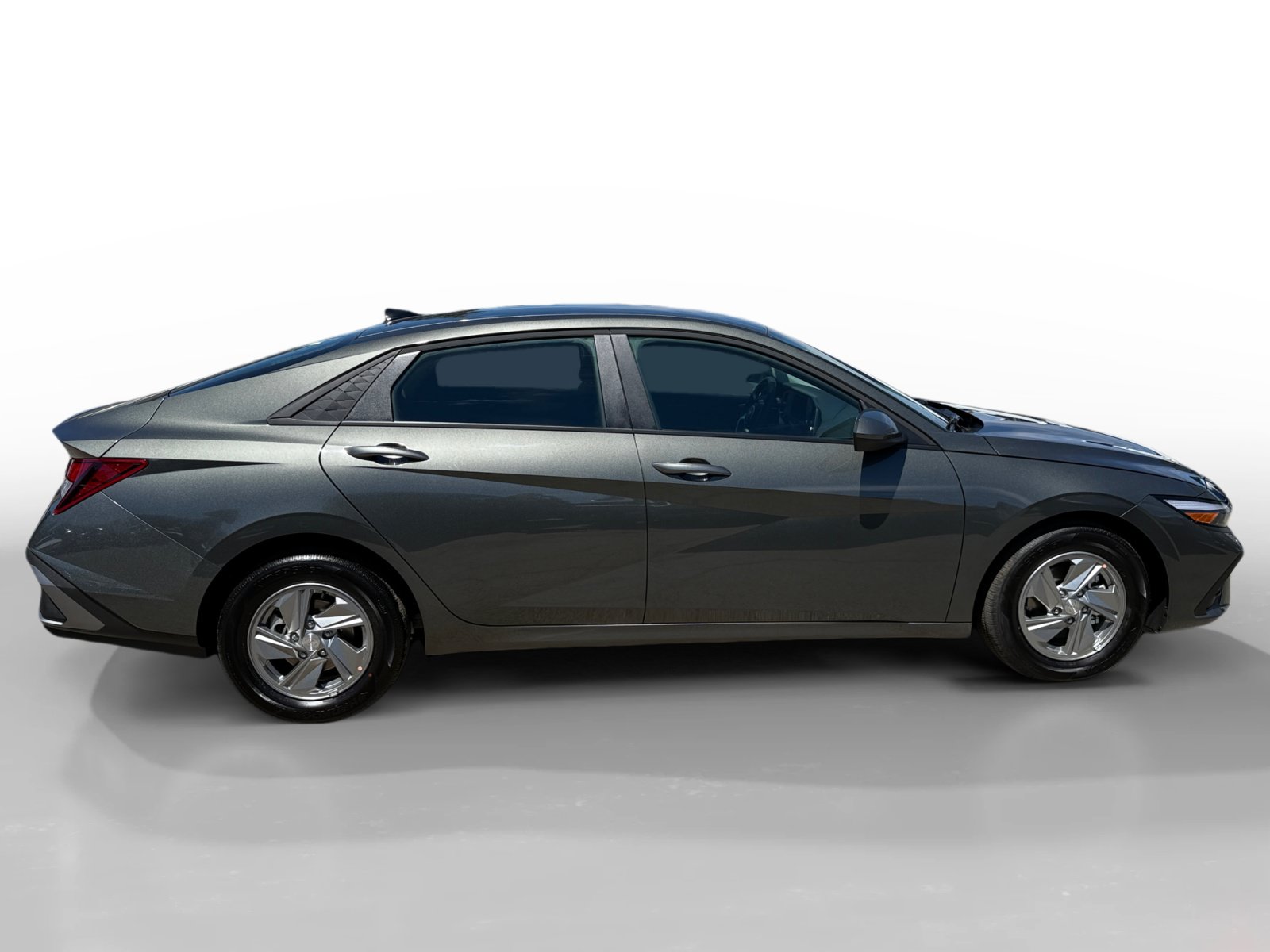 Certified 2026 Hyundai Elantra SE FWD image 6