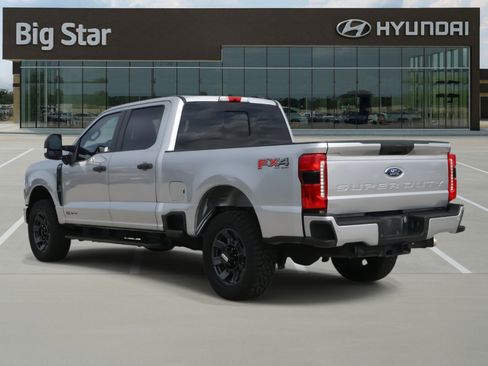 Used 2024 Ford F250 XL w/ STX Appearance Package image 3