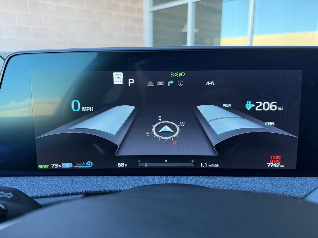 Used 2024 Kia EV6 Light AWD/4WD image 19