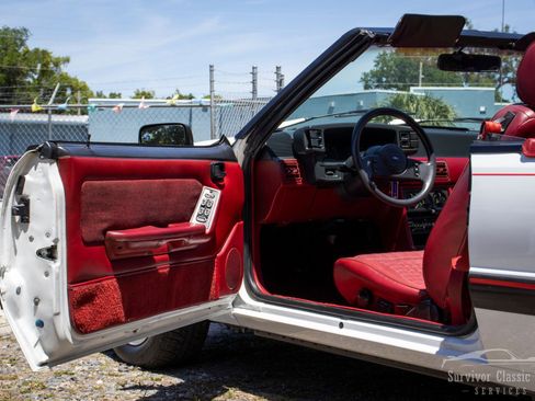 Used 1989 Ford Mustang LX RWD image 86