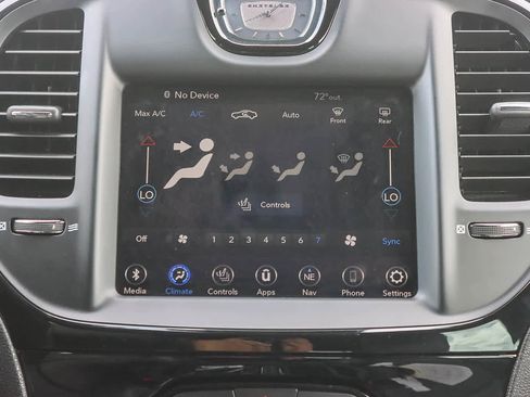 Used 2022 Chrysler 300 S w/ Comfort Group image 13