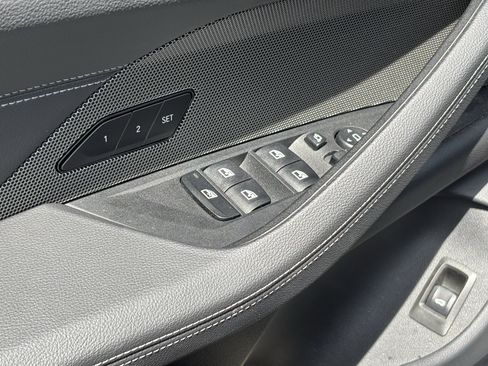 Used 2024 BMW i4 eDrive40 w/ M Sport Package image 15