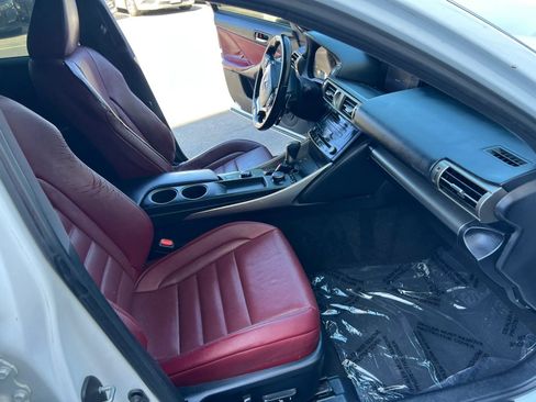 Used 2016 Lexus IS 200t w/ F Sport Package RWD image 10