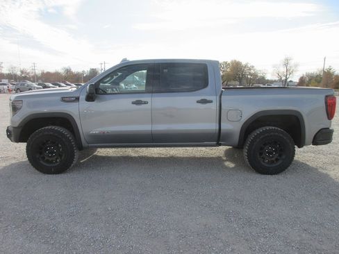 New 2026 GMC Sierra 1500 AT4X image 10