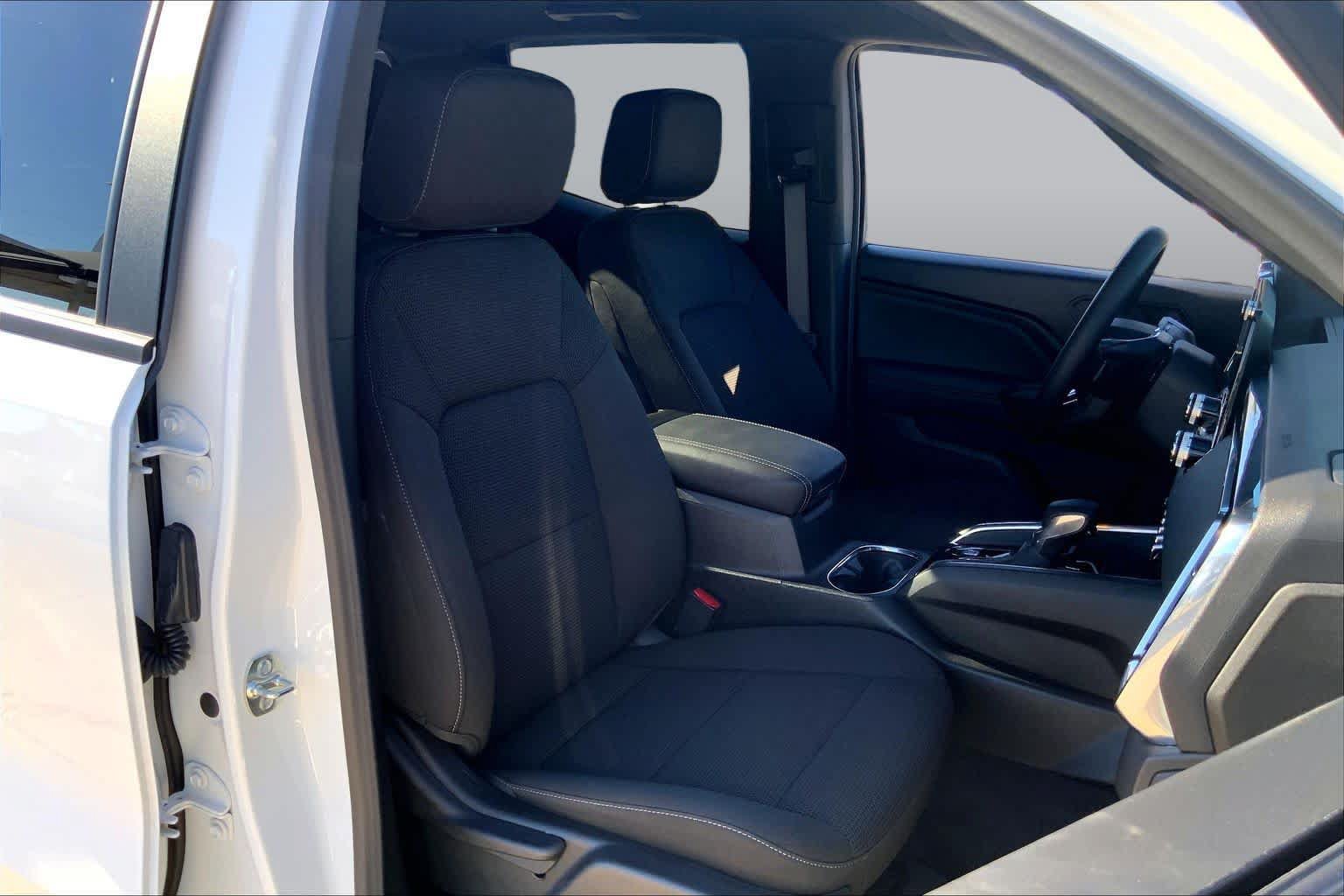 Used 2026 GMC Canyon Elevation w/ Convenience Package RWD image 9