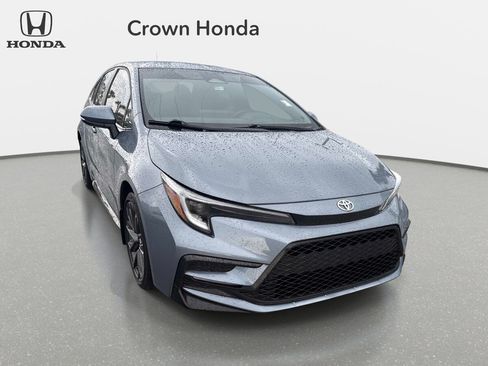 Used 2024 Toyota Corolla SE FWD image 7