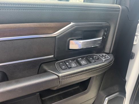 Used 2024 RAM 2500 Laramie w/ Safety Group AWD/4WD image 19