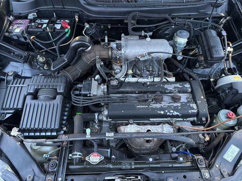 Used 1998 Honda CR-V LX image 9