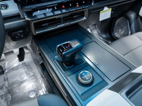 Used 2024 GMC Hummer EV 3X w/ Omega Edition image 49