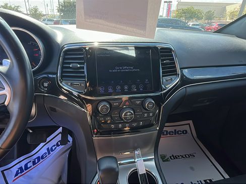 Used 2019 Jeep Grand Cherokee Trailhawk image 19