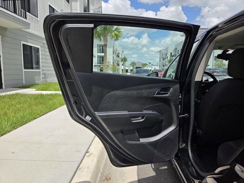 Used 2016 Chevrolet Sonic LT FWD image 29
