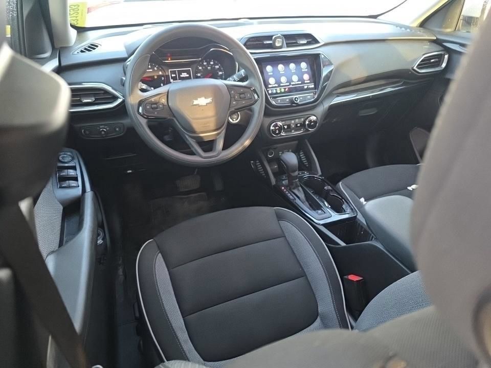 Certified 2023 Chevrolet TrailBlazer LT w/ Convenience Package FWD image 11