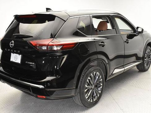 Certified 2026 Nissan Rogue Platinum w/ Platinum Premium Package AWD/4WD image 5