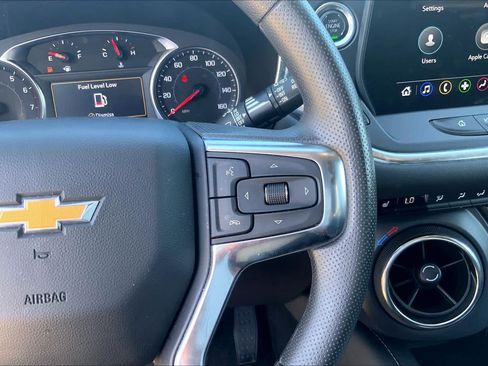 Used 2025 Chevrolet Blazer LT AWD/4WD image 44