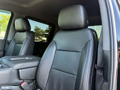 Used 2020 Chevrolet Silverado 2500 Custom w/ Custom Value Package AWD/4WD image 22