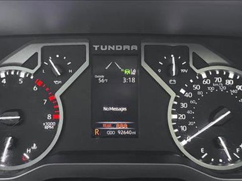 Used 2022 Toyota Tundra Limited w/ Power Package AWD/4WD image 13