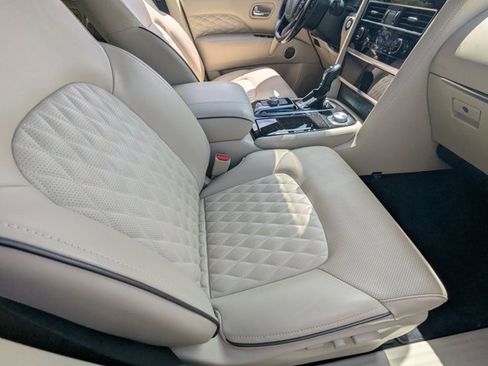 Used 2024 INFINITI QX80 Sensory w/ Cargo Package image 20