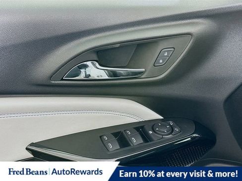 New 2026 Chevrolet Trax LT w/ Sunroof Package image 15