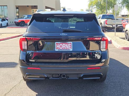 New 2025 Ford Explorer ST-Line image 3