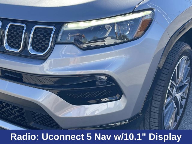 Used 2024 Jeep Compass Limited w/ Elite Group AWD/4WD image 9