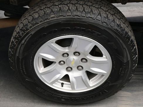 Used 2018 Chevrolet Silverado 1500 LT image 12