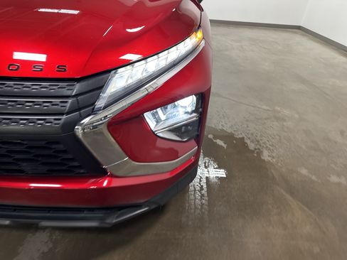 Used 2022 Mitsubishi Eclipse Cross LE AWD/4WD image 9