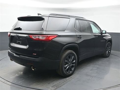 Used 2020 Chevrolet Traverse RS w/ LPO, Floor Liner Package image 5