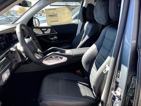 New 2026 Mercedes-Benz GLS 450 GLS 450 image 17