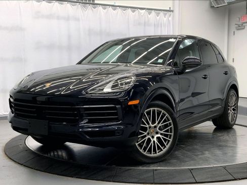 Used 2023 Porsche Cayenne Platinum Edition image 1
