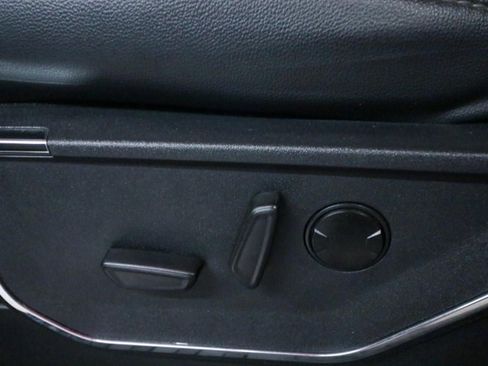 Used 2024 Ford F250 Lariat w/ Lariat Ultimate Package AWD/4WD image 16