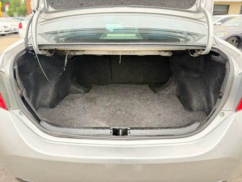 Used 2015 Toyota Corolla LE FWD image 7