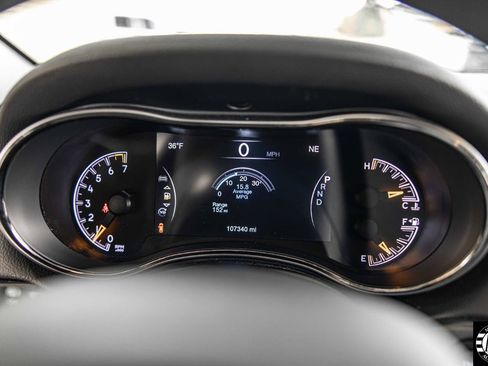 Used 2020 Jeep Grand Cherokee Limited X image 12