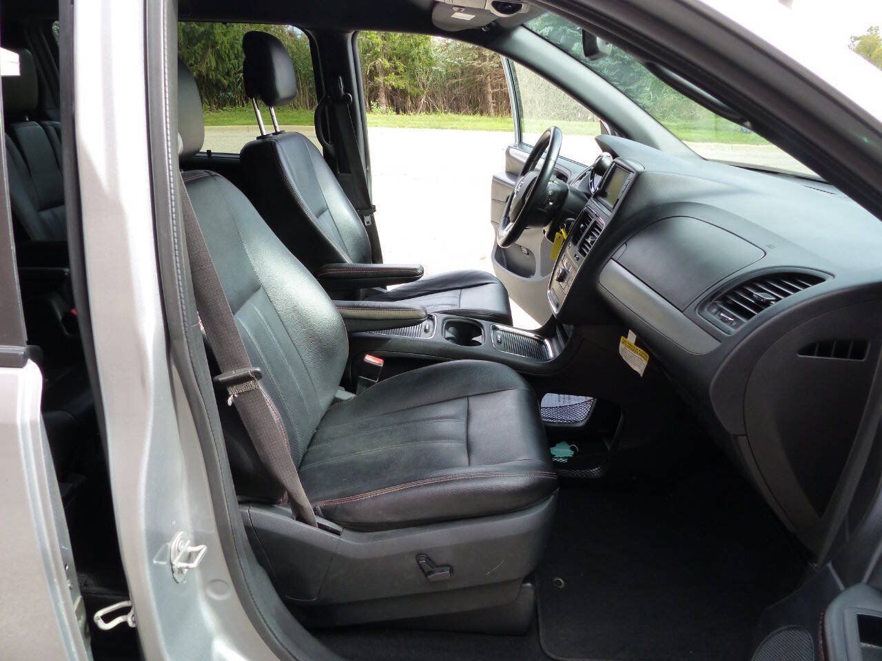 Used 2019 Dodge Grand Caravan GT FWD image 51