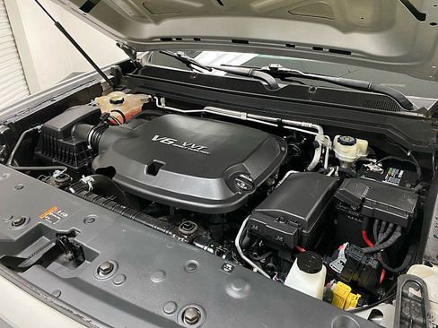 Used 2017 GMC Canyon 2WD Crew Cab w/ Convenience Package image 18