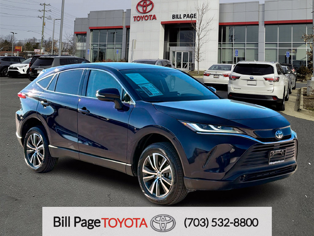 Used 2023 Toyota Venza LE AWD/4WD image 1