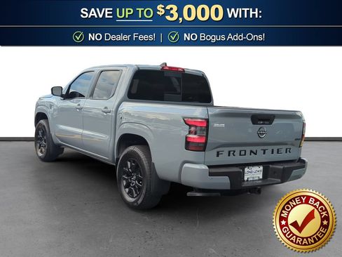 Used 2026 Nissan Frontier SV w/ Tow Package AWD/4WD image 4