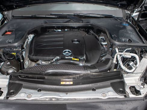 Used 2022 Mercedes-Benz E 350 Sedan image 32