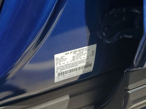 Used 2023 Ford Explorer XLT image 10