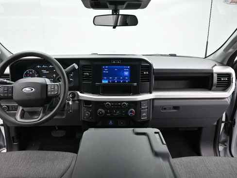 Used 2025 Ford F250 XL w/ STX Appearance Package AWD/4WD image 18