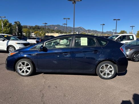 Used 2014 Toyota Prius Four image 17