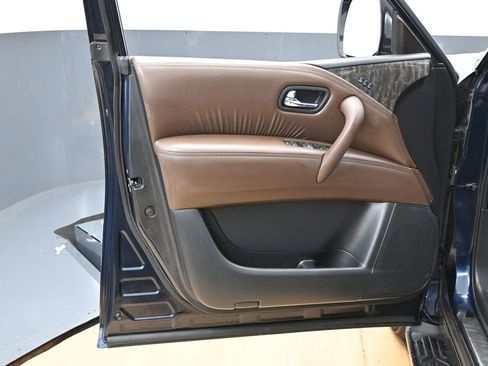 Used 2021 Nissan Armada Platinum w/ Captain's Chairs Package AWD/4WD image 43