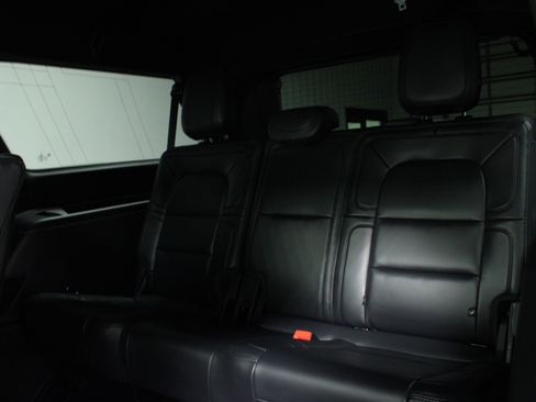 Used 2023 Lincoln Navigator L 2WD image 14