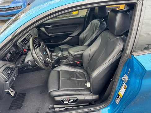 Used 2017 BMW M2 RWD image 18