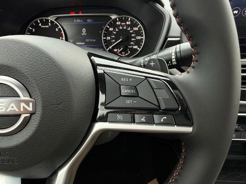 New 2025 Nissan Altima 2.5 SR w/ SR Premium Package image 24