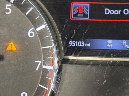 Used 2019 Nissan Pathfinder SV w/ Rock Creek Edition image 27